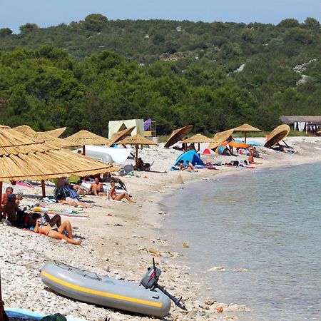 Apartments By The Sea Sali, Dugi Otok - 8117 ภายนอก รูปภาพ