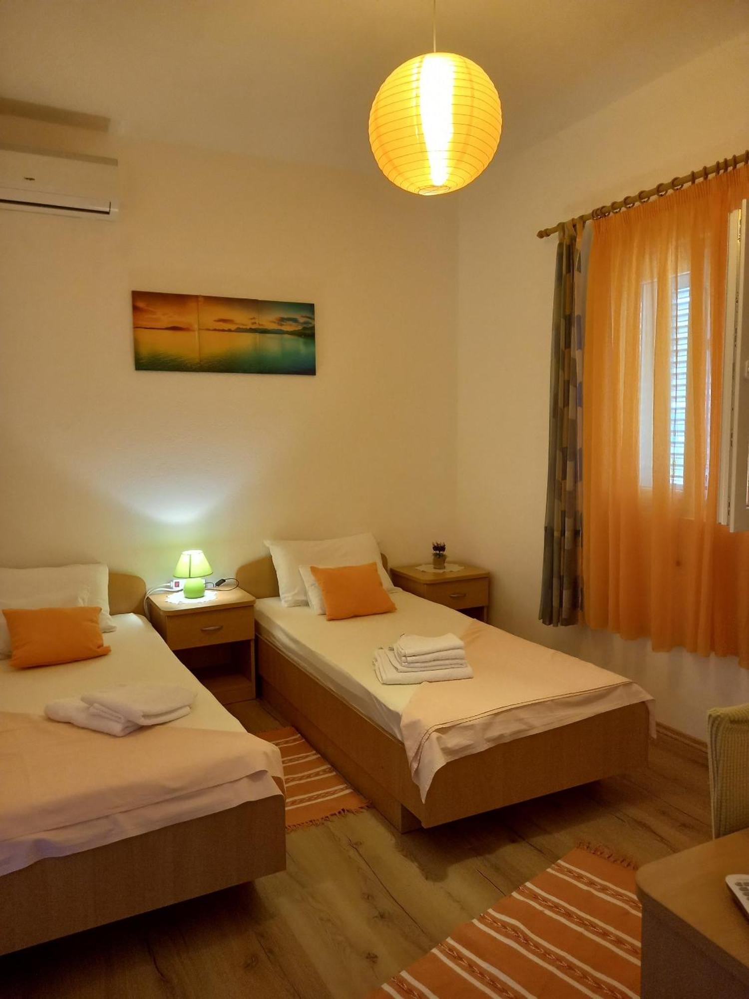 Apartments By The Sea Sali, Dugi Otok - 8117 ภายนอก รูปภาพ